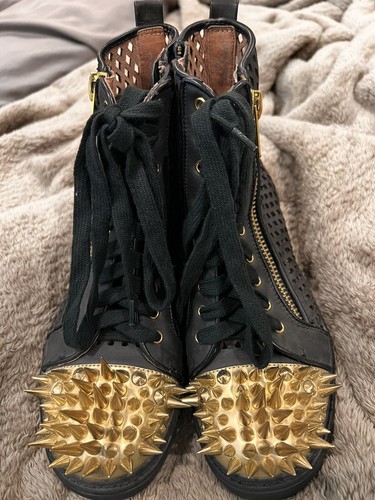 Jeffrey Campbell Adam’s Spike Vented Boots Black Perf/Gold Spikes U.S. 7.5 - Picture 1 of 8