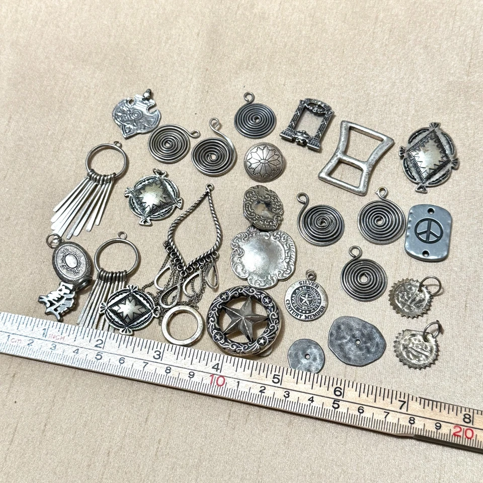 Темный серебристый тон подвеска и подвеска лот x27, Western звезда, кончо и винтажный медальон - Изображение 2 из 4