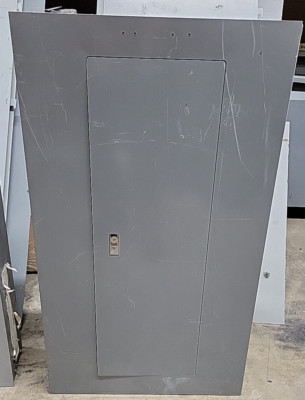 SQUARE D 225 AMP MLO PANELBOARD 42 CIRCUIT 120/208/240 VAC 3Ø 4W QO/QOB