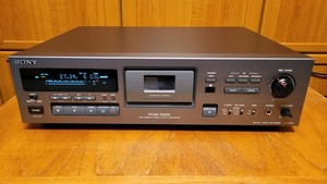 SONY PCM-7030 High-End Professional DAT-Recorder TimeCode - geprüft vom Händler
