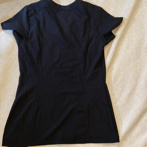 2 Greys’s Anatomy Signature Sz XS Women scrub top blouse Black Pocket Evolve - Picture 7 of 7