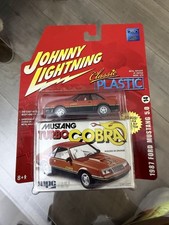 Johnny Lightning Classic Plastic 1987 Ford Mustang 5.0 Turbo Cobra 2006 Nip Johnny Lightning Classic Plastic 1987 Ford Mustang 5.0 Turbo Cobra 2006 Nip