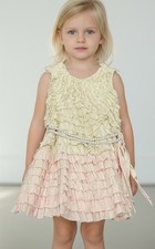 Abito Monnalisa bambina 4 volant volant senza maniche rosa panna ombretto cintura perla