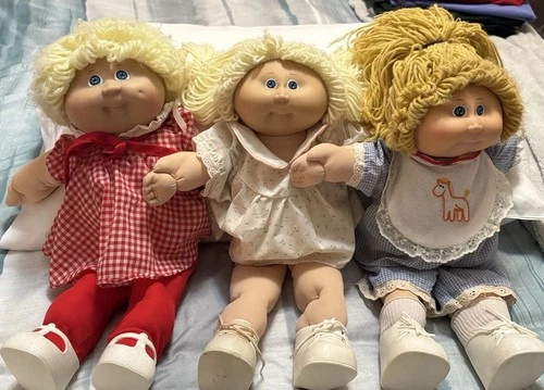 Lot of 3 Vintage 1982 Cabbage Patch Kids w/ Authentic Clothes