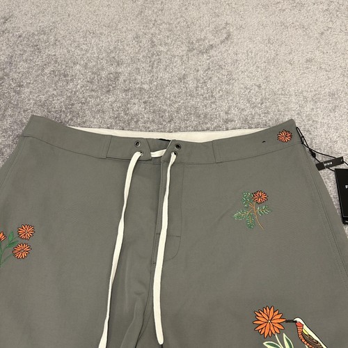 RVCA Shorts Mens 38 Green Floral Embroidered Anytime Trunk Board Swim NEW - Picture 2 of 10
