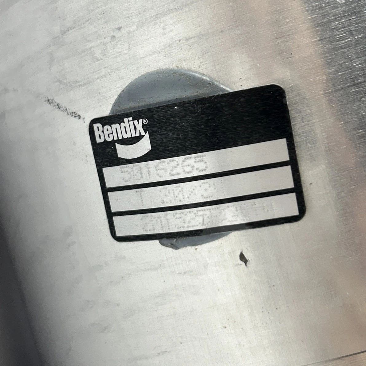 Bendix T20/24 Spring Brake Chamber 5016265 K011101 photo 2