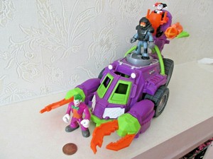 imaginext joker battle vehicle