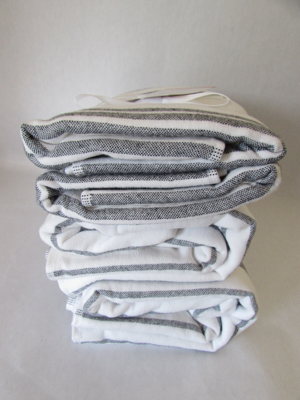 Caro Home 2 Fast Dry Bath & Hand Towels 100 Cotton White Charcoal Soft 30"x54" eBay