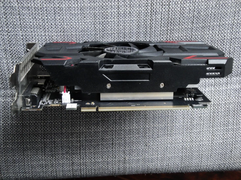 PCWINMAX AMD Radeon RX 560 4GB Gaming Graphics Card GPU | DisplayPort, HDMI, DVI - Image 3 of 4