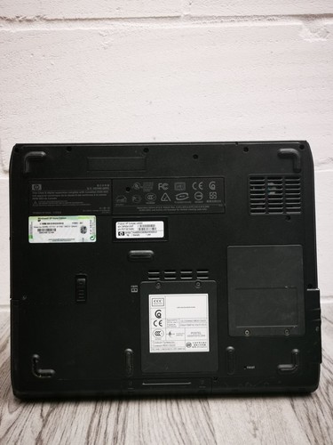HP Compaq NX9020 Laptop - Grey (HSTNN-Q09C) **FAULTY** - Picture 9 of 12
