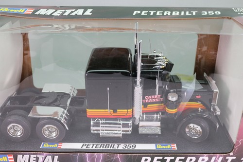 LE213 REVELL 08891 Camion 1/24 1:24 Tracteur Peterbilt 359 Carry Transit noir - Foto 2 di 6