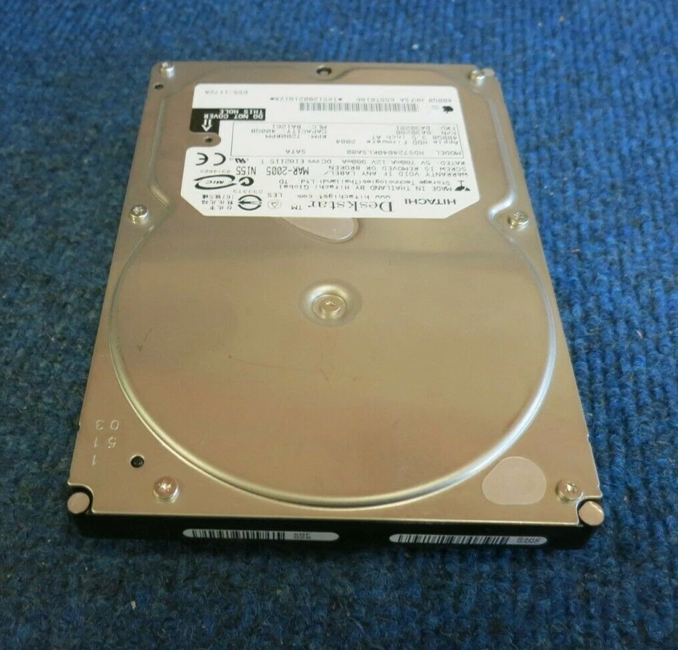 Hitachi HDS724040KLSA80 0A30280 Deskstar 400GB 7200RPM SATA 1.5Gbps 8MB 3.5" HDD - Image 3 of 4