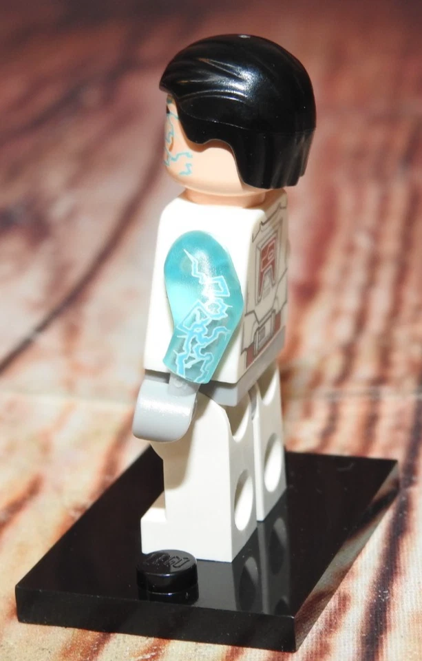 Lego Star Wars Jek-14 SW0475 clone trooper with helmet and hair 75051 - Image 4 of 4