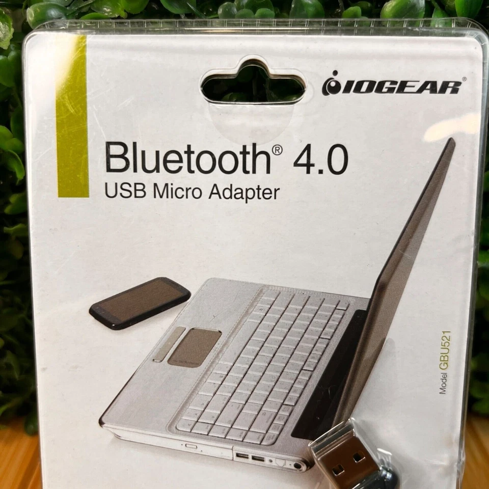New IOGEAR USB 4.0 Bluetooth Micro Adapter GBU521 - Image 2 of 4