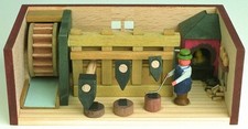 Molino de martillos miniatura para habitación ancho x alto x profundidad 11x4x6 cm NUEVO Seiffen caja miniatura