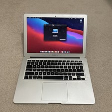 MacBook Air A1466 8GB Ram/ 250GB SSD