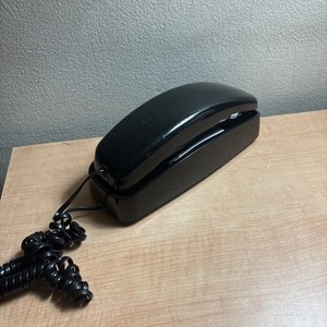 AT&T 210 Trimline Slimline Phone Black Corded Landline Push Button Tone/Pulse