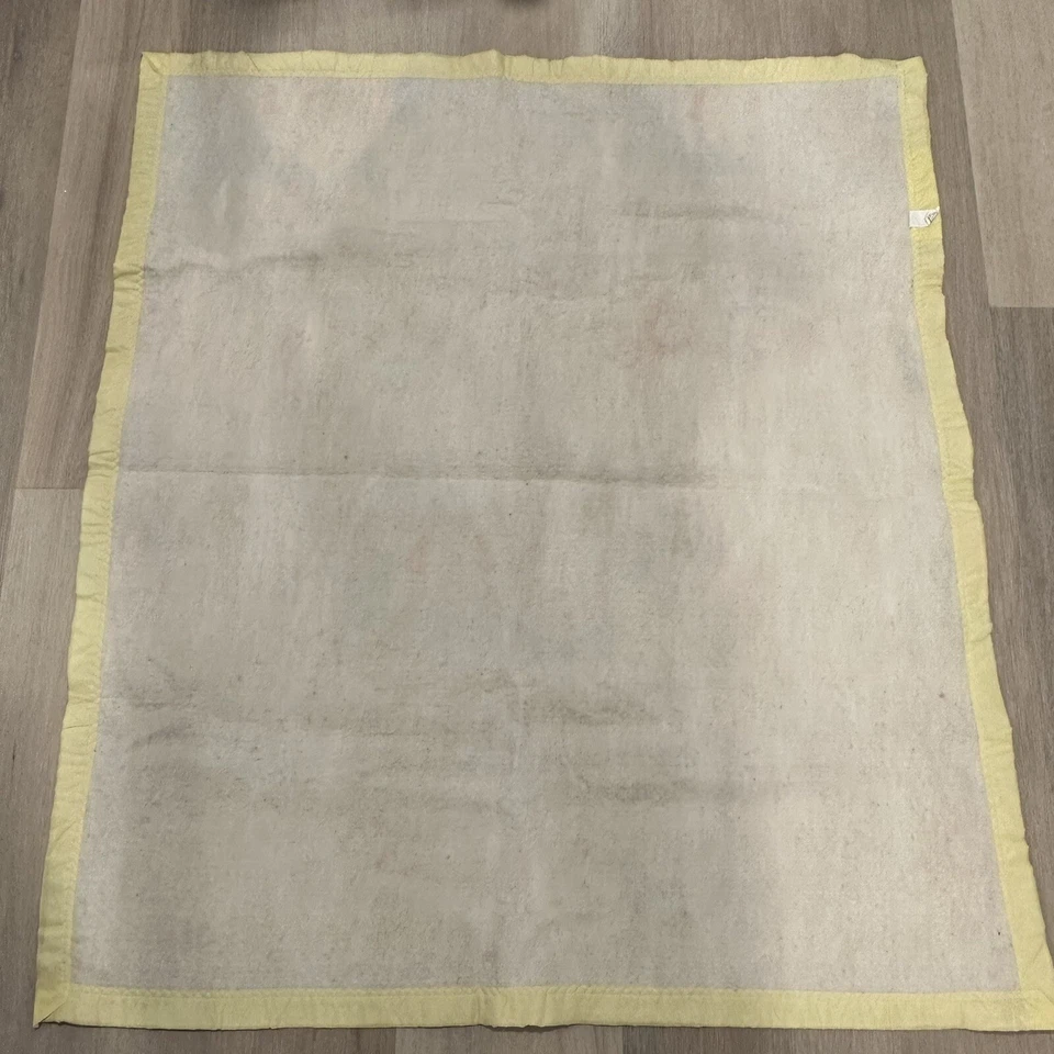 Manta de bebé vintage borde satinado 45" x 42" animal conejito león jirafa oso zoológico DE Foto 4 de 4