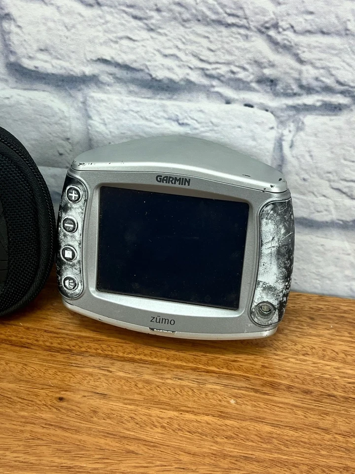 Garmin Zumo 550 GPS Motorcycle Navigation Unit Only  - Image 4 of 4