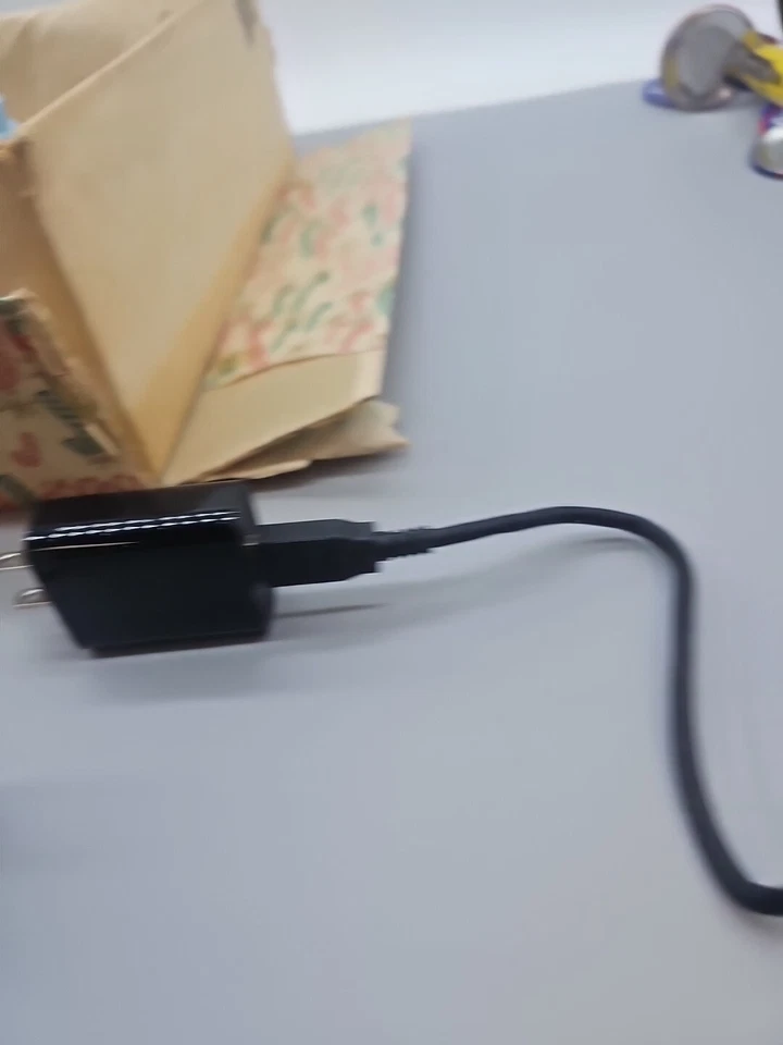 Brookstone CTX (Model: VK200 Keyfob) BT Virtual Bluetooth Keyboard - Image 3 of 4