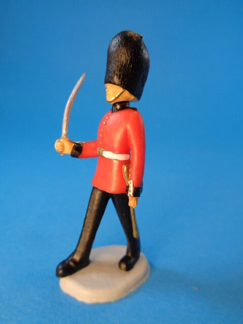 BRITAINS HERALD * QUEEN'S GUARD SHOOTING LINE * 6 FIGURES * DSG ARGENTINA #3847 - Image 2 of 4