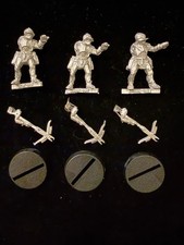 LOTR Games Workshop Uruk Hai with Crossbows Lot D METAL GW Hobbit