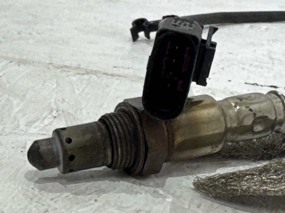 Sonda lambda benzina Bentley Continental 2022 sonda di regolazione 971906265K YOU41774 - Immagine 2 di 3