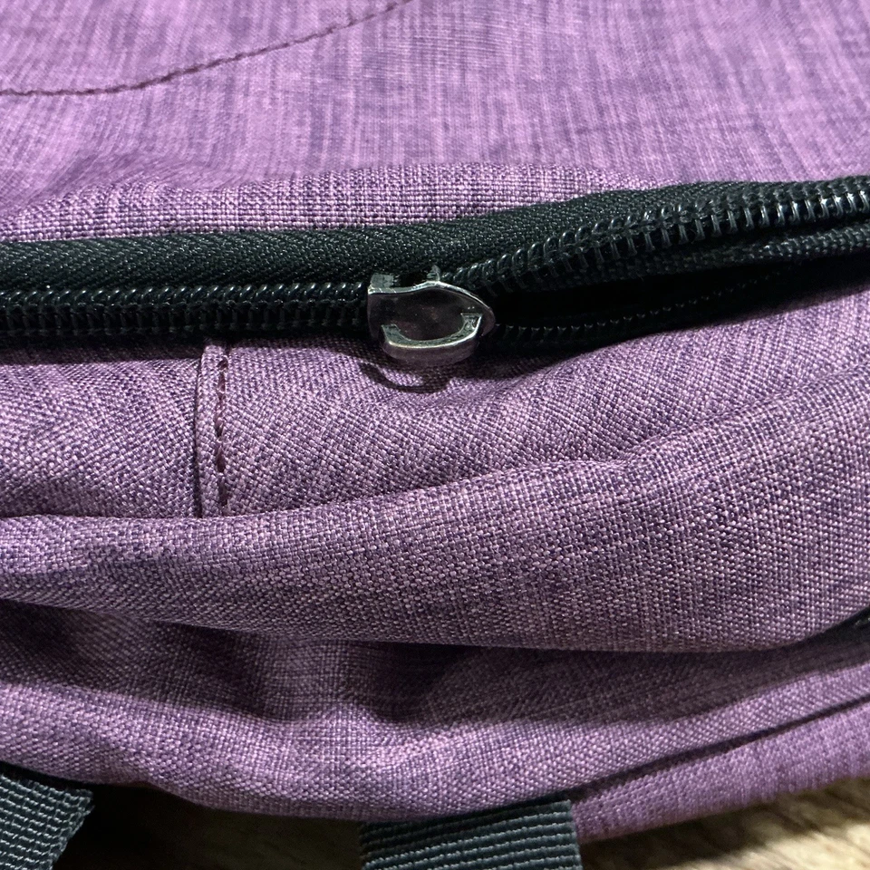 Mochila para portátil de viaje de negocios gris Mancro, antirrobo con puerto de carga USB  Foto 3 de 4