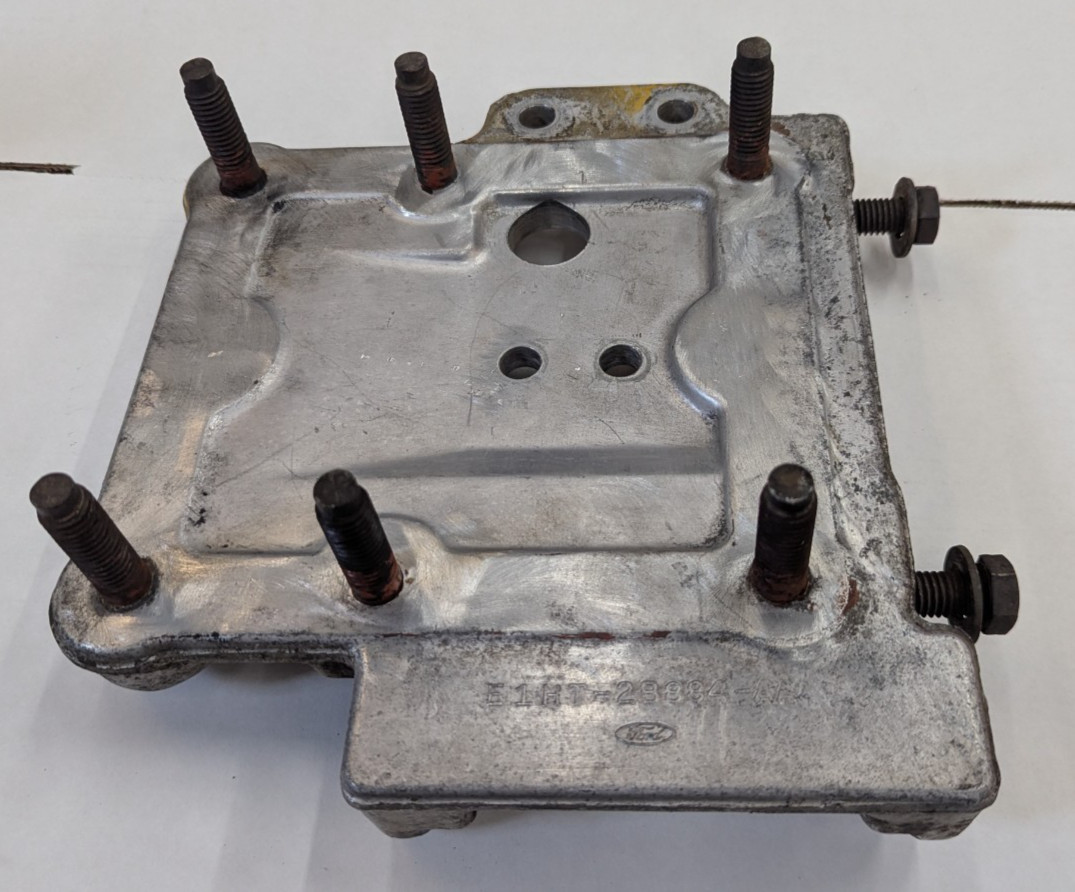 Base Engine Bracket Mount Cat