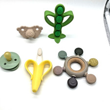 Dr. Brown's Peapod Teether and Training Toothbrush with Baby Banana Silicon Lot