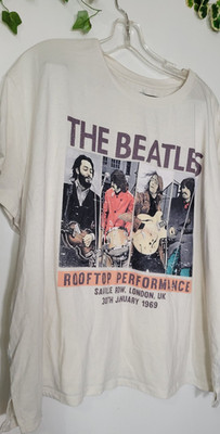 The Beatles Rooftop Performance Women's Size 2X Brown Graphic Music Band T-shirt