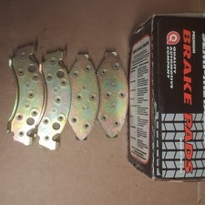 Quality made in usa Front Brake Pads semi metalic Fits 1975-1985 Ford Bronco