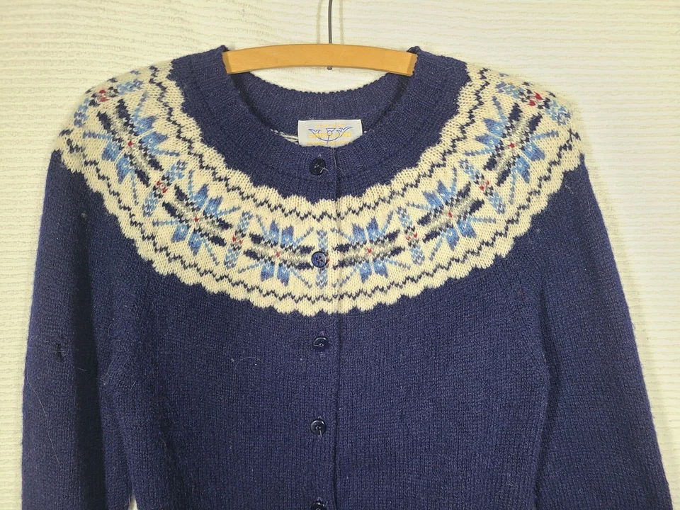 Cárdigan Suéter De Colección Lochcarron 100% Lana Blanco Azul Fair Isle Tejido a Mano Años 60 Foto 4 de 4
