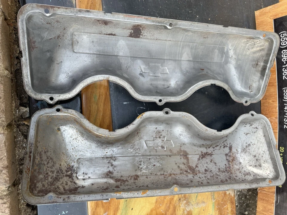 348 409 Chevy Chevrolet tapas de válvula Impala SS Biscayne Bel Air.  Cromo Foto 3 de 3