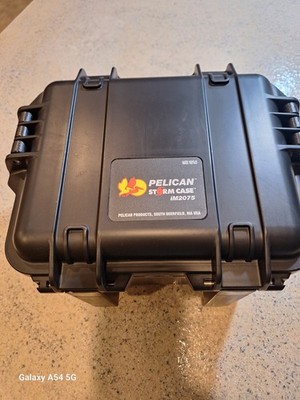 Pelican iM2075 Case, Watertight, Padlockable Case, Multilayer Cubed Foam. NEW!