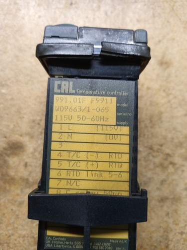 Cal Controls 991.11F Temperature Controller, 115V Supply, CAL 9900 - Free Ship - Picture 2 of 2