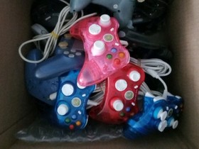 Lot of 20 Mixed Controllers Playstation PS3 Sega Saturn Xbox 360 Parts Repair