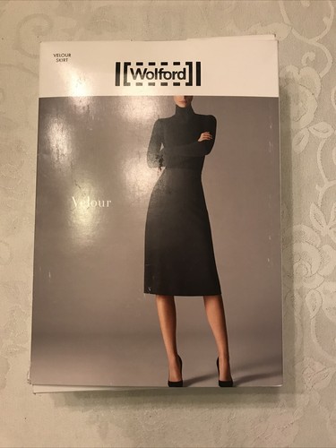 Wolford Slim-fit, slightly flared skirt 