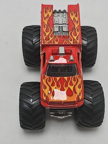 Hot Wheels Monster Jam 1:64 Backdraft Fire Truck - Picture 7 of 8