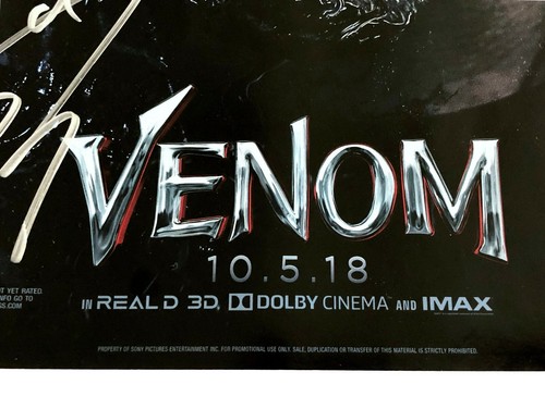 Poster film autentico firmato Tom Hardy ""Venom"" 11x17 incorniciato autografo JSA COA - Foto 4 di 6