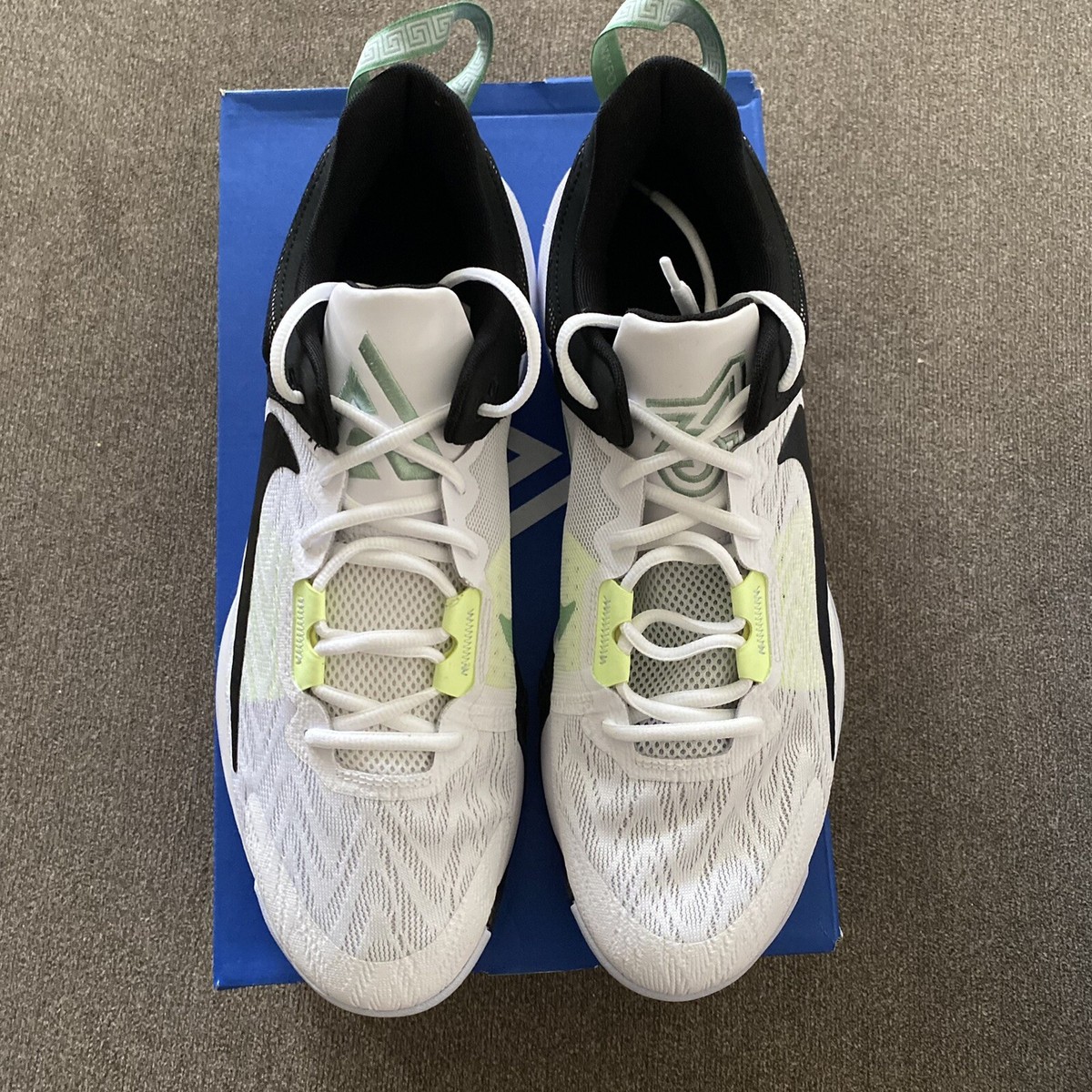 Nike Giannis Immortality Men's Basketball Shoe White/Black