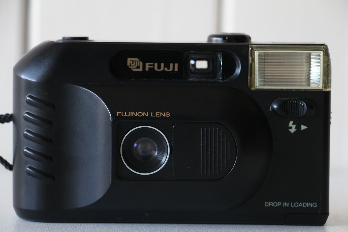 FUJI DL-7 - 35mm FIlm Camera - DROP IN LOADING - ***** Great