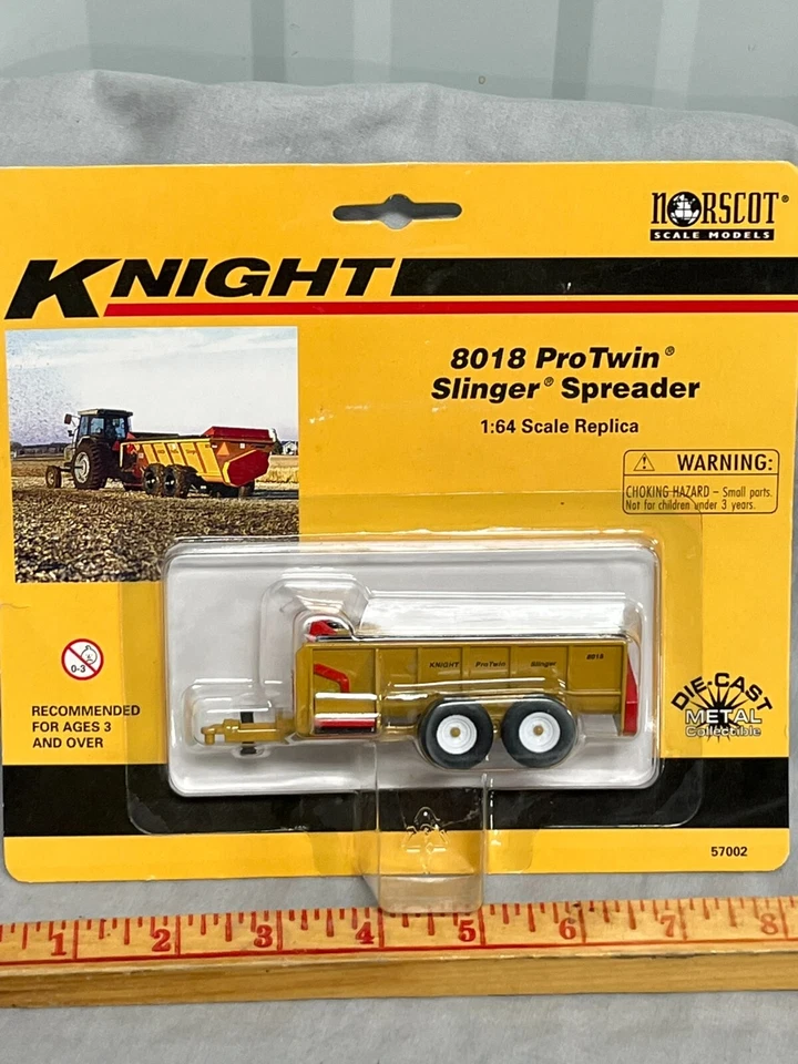Knight 8018 ProTwin Slinger Manure Spreader 1:64 Norscot NIP Yellow before Kuhn - Image 2 of 4