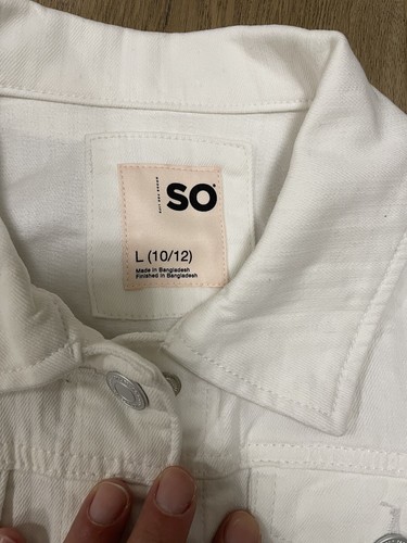Girls Large white Jean Jacket - Picture 3 of 9