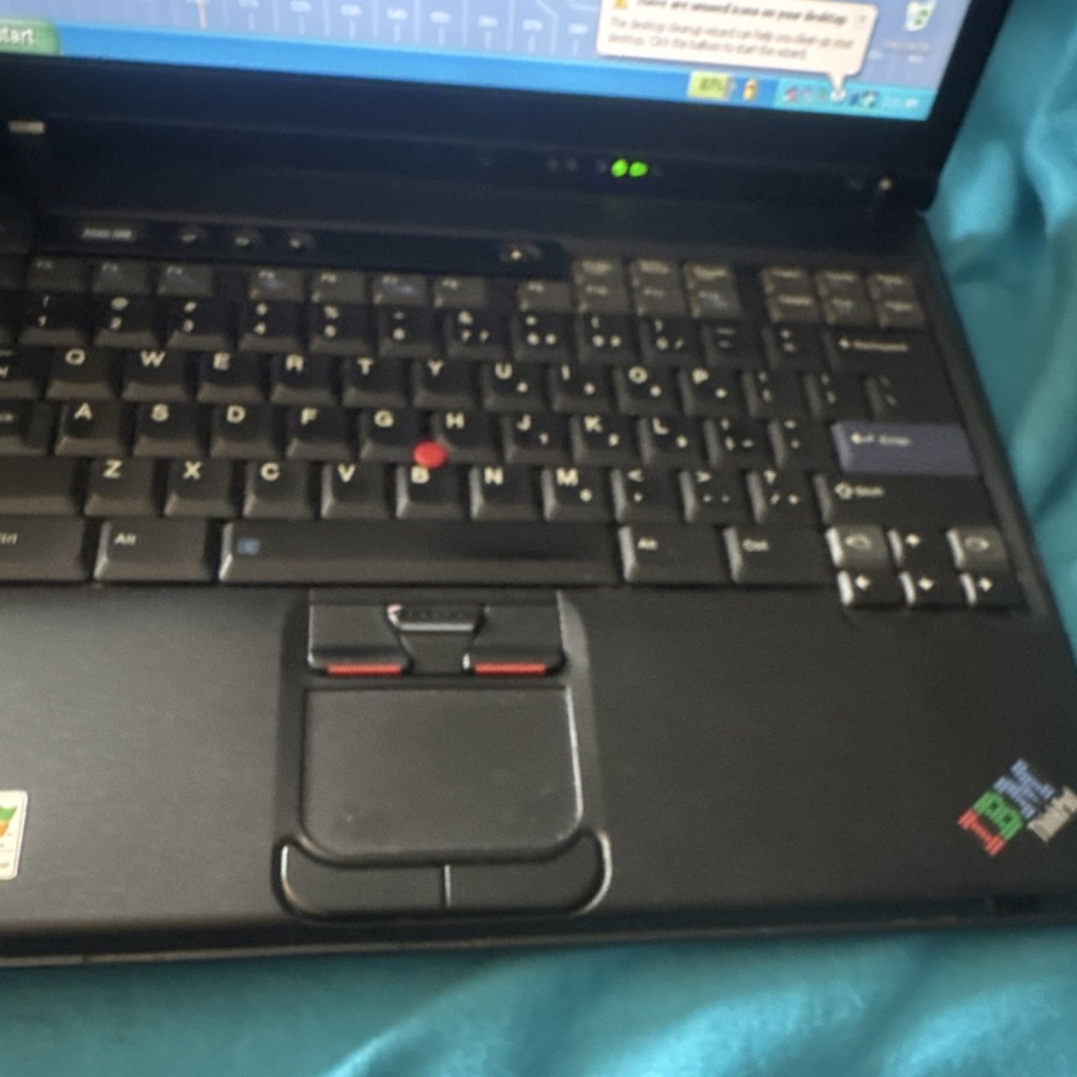 IBM ThinkPad Laptop Windows XP Intel Pentium M 14