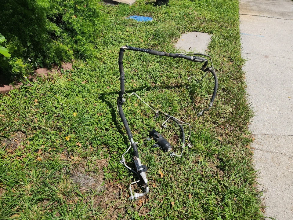 LEXUS 1993-1997 SC300 SC400 OEM AC AIR CONDITION HVAC LINES & CONDENSER COMPLETE - Image 3 of 4