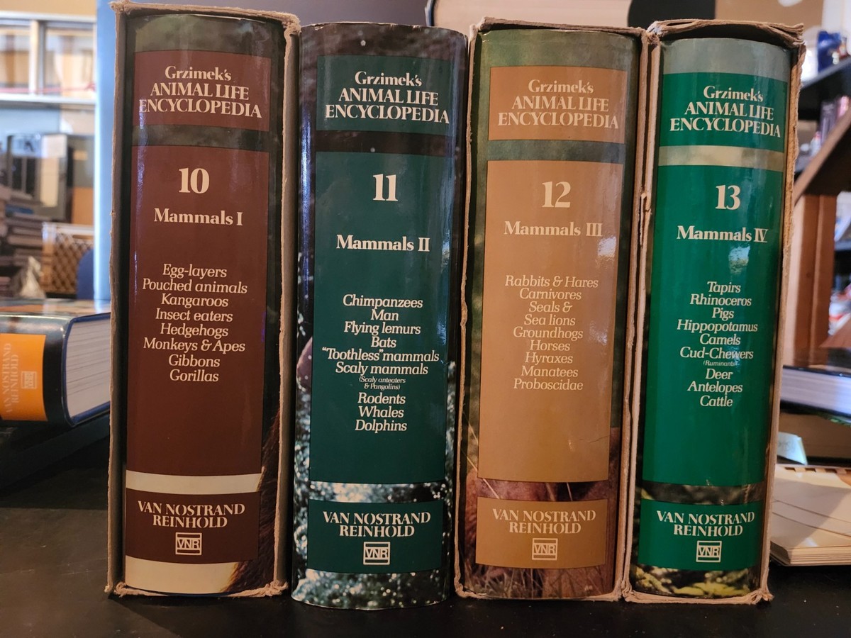 Grzimek's Animal Life Encyclopedia - Complete 13 Volume Set c