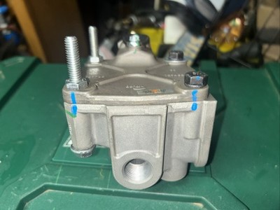 NEW BENDIX ABS RELAY VALVE
