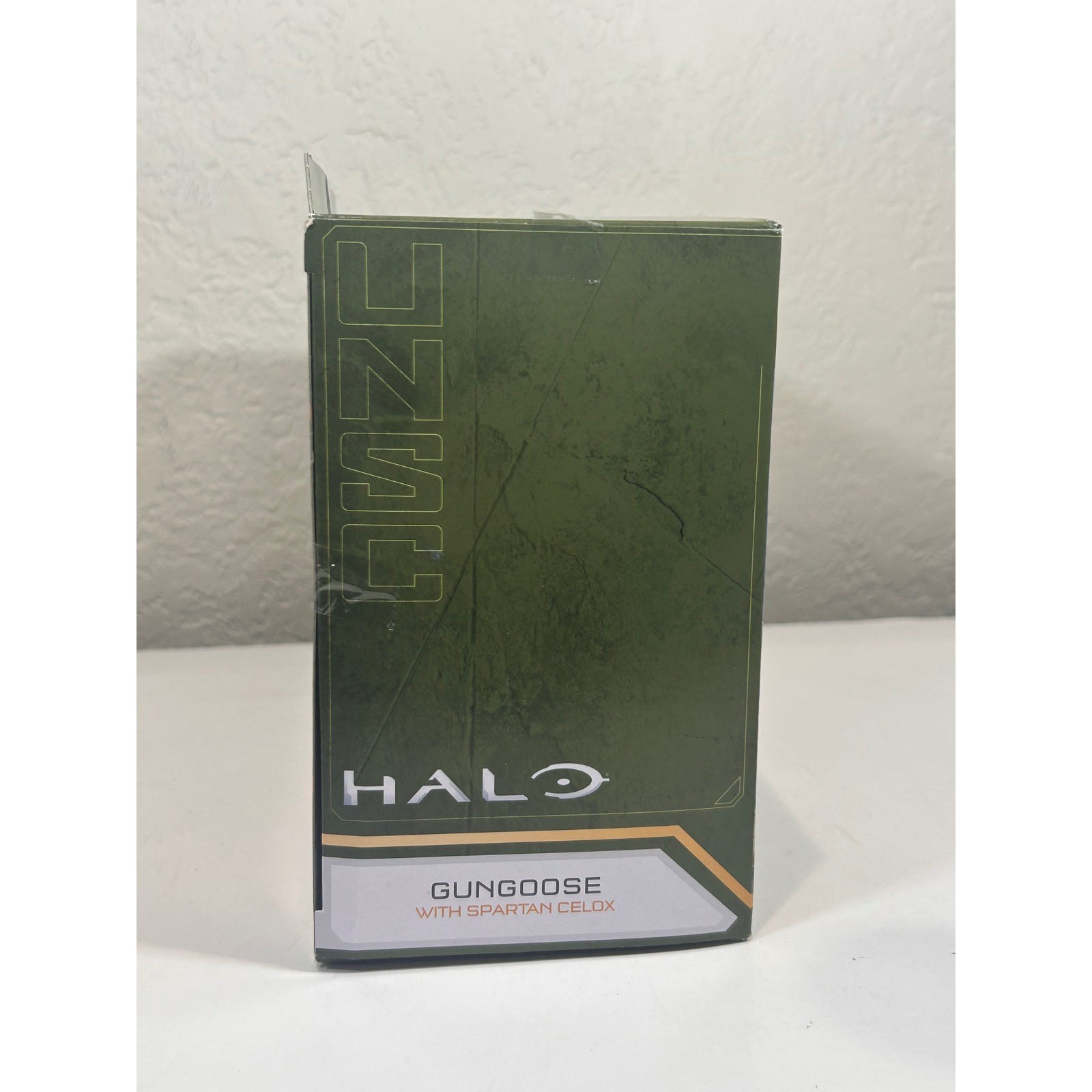 Halo Infinite Gungoose With Spartan Celox Action Figure 3 Pieces New in Box