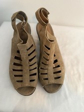 EuroSoft by Sofft Vesta Tan Suede Leather Upper Block Heel Slingstrap Sandal 8